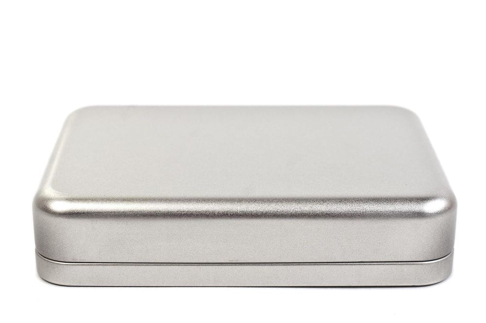 Eckige Metallverpackung aus Weißblech